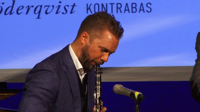 Klas Lindquist Trio: Sweet Like You смотреть онлайн
