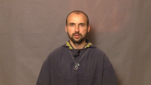 Йога Для Начинающих. Видеоурок 4 Третья ступень Йоги "Асана". смотреть онлайн