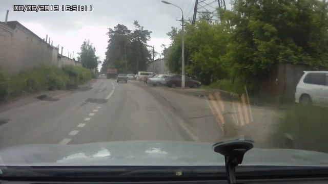 Объехал лужу смотреть онлайн
