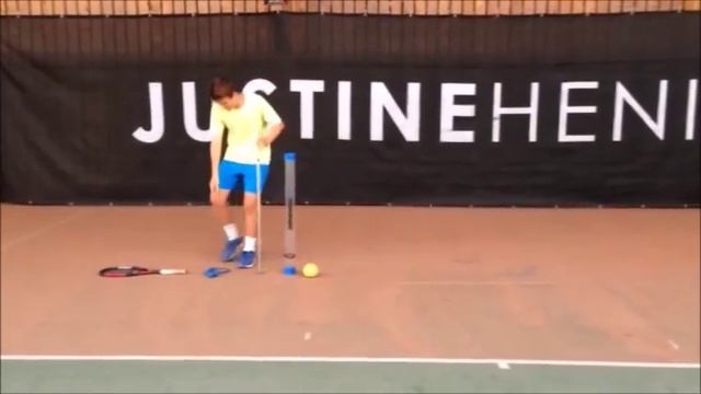Justine Henin Academy's Forehand Development with ServeMaster смотреть онлайн