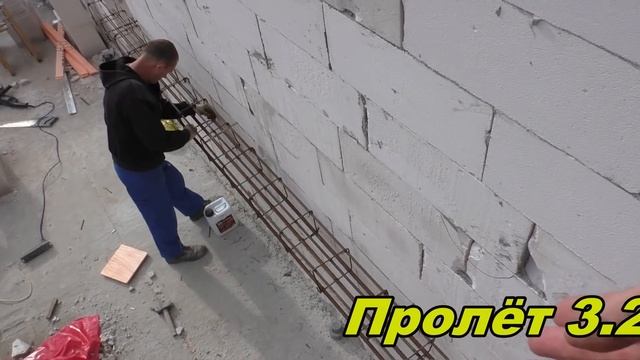 Домик в два этажа из газоблока на 1.5 сотках . Залили балку, закончили этаж, послушали рэп. Ч 3. смотреть онлайн