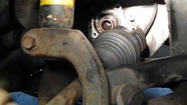 Bravada front axle.avi смотреть онлайн