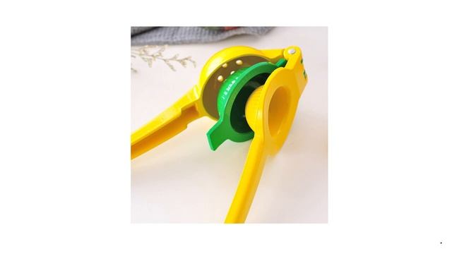 Metal Lemon Squeezer Hend Held Juicer Double Bowl смотреть онлайн