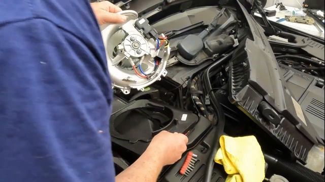 Project Iona Part 7: 1997 Mercedes S500 W140 Blower Motor and Pollen Filter Replacement смотреть онлайн