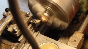 Квадратное катать :: Кубик на токарном станке