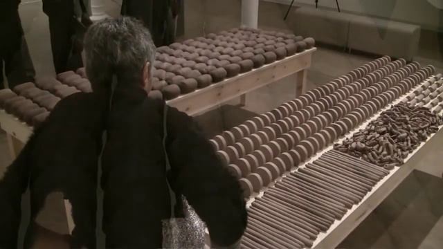 Anna Maria Maiolino en la Fundació Antoni Tàpies. смотреть онлайн