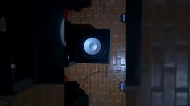 Subwoofer monitor audio FB-110 смотреть онлайн