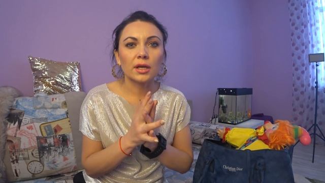 Что в Моей Сумочке. Мифы и Реальность смотреть онлайн