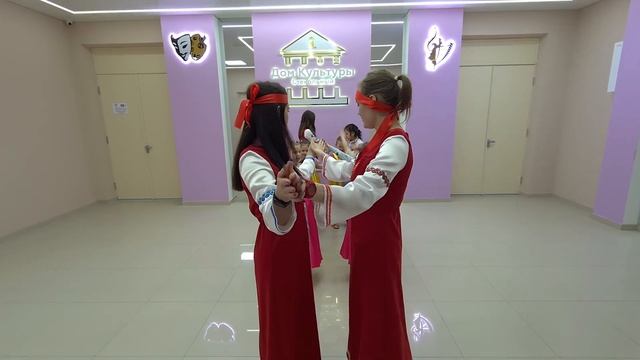 «Русско-народный хороводный калейдоскоп» смотреть онлайн