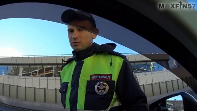 Молодого БЫЧКА из ДПС осадил ГРАМОТНЫЙ ВОДИТЕЛЬ))) смотреть онлайн