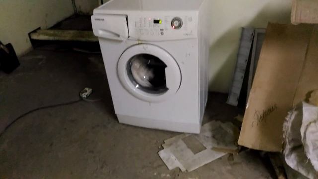 Что будет если в стиральную машину положить кирпич.