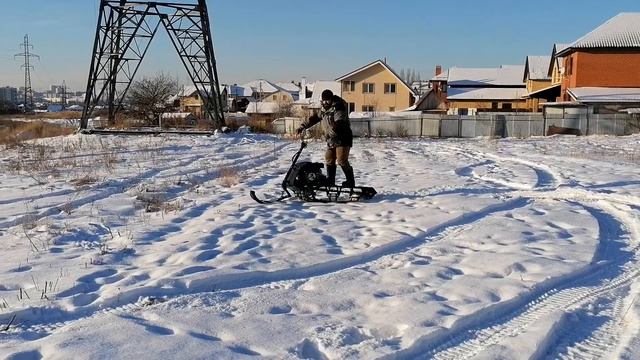 Снегокат Игорыч-2. Радиус разворота в неглубоком снегу. смотреть онлайн