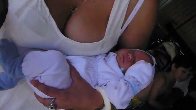 День рождение племянника у бассейна смотреть онлайн
