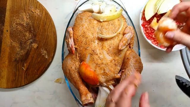 Курица с гранатом в духовке смотреть онлайн