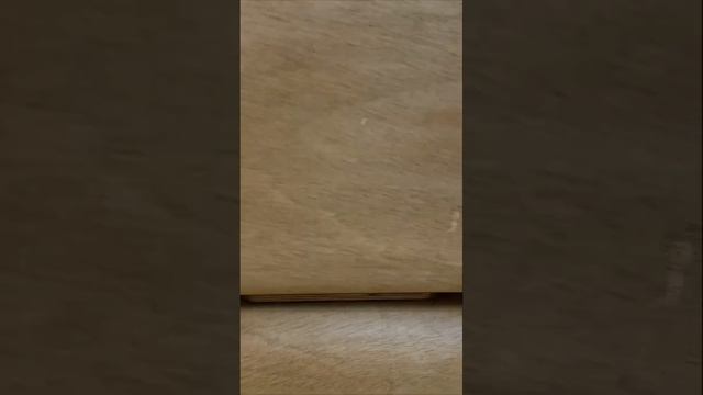 Стул из гнутой фанера и эпоксидной смолы Итог #shorts смотреть онлайн