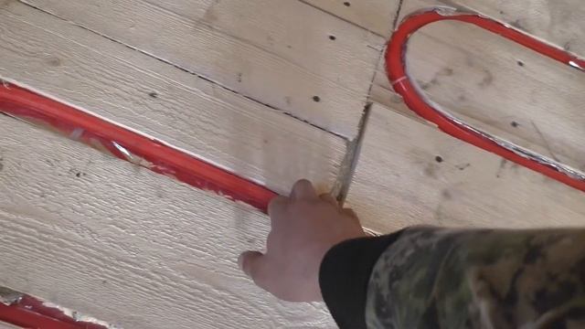 Как сделать Теплый Водяной пол на Деревянном основании. смотреть онлайн