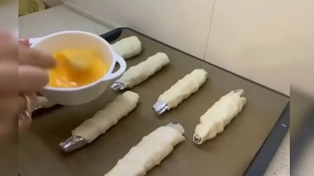 Пироги с лавандой и малиной