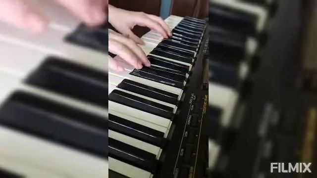 Произведение собственного сочинения "Весенняя мелодия" исполняет на пианино Sofia Simon. смотреть онлайн