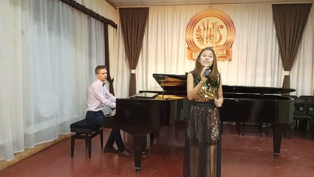 "Нотная симфонія" О.Ієвлєв - виконує Поспєлова Вікторія (11 років) смотреть онлайн