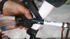 Как спаять пластмасовое крепления на детской коляске