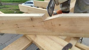 Запил опоры пятки на стропильной системе.