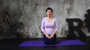 Поза Кошки - самое популярное упражнение для беременных