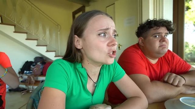 ЗЛАЯ ДЕВОЧКА ПОХИТИЛА МАМУ смотреть онлайн
