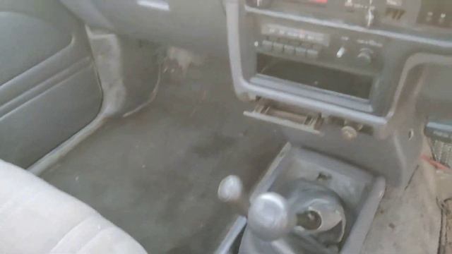 Toyota hilux pick up 1989 , 2800cc, km 220179. смотреть онлайн