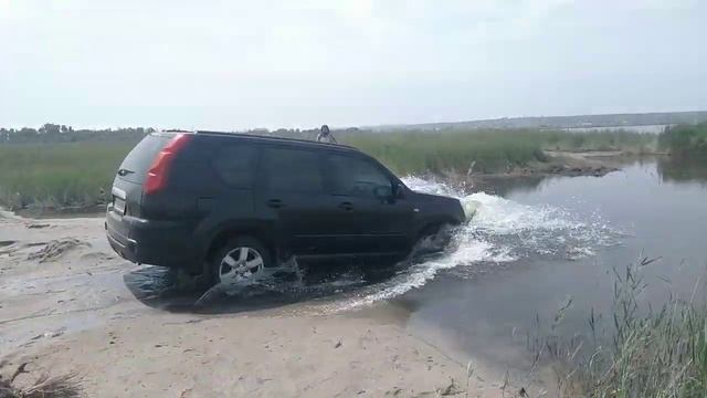 Тест на проходимость Nissan X-Trail T31