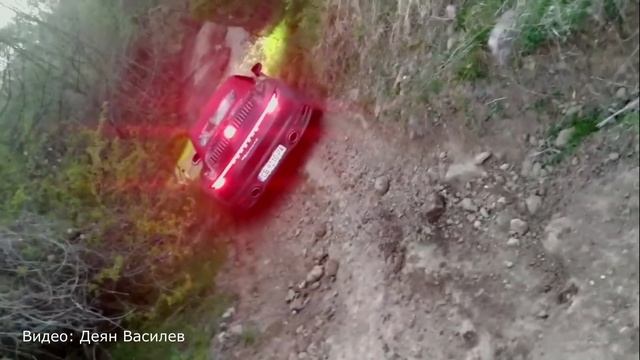 Новенький Porsche 911 Carrera 4S Cabio на бездорожье смотреть онлайн