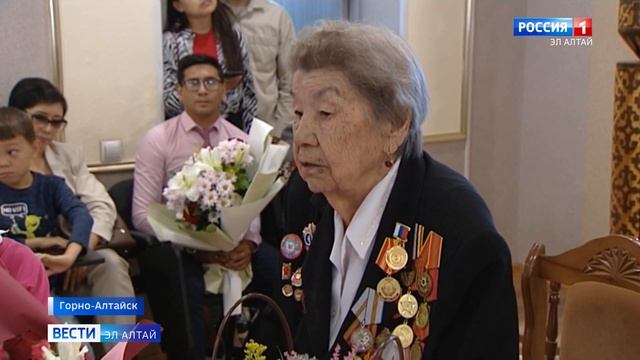 Ветеран педагогического труда: 90 лет Екатерине Кандараковой смотреть онлайн