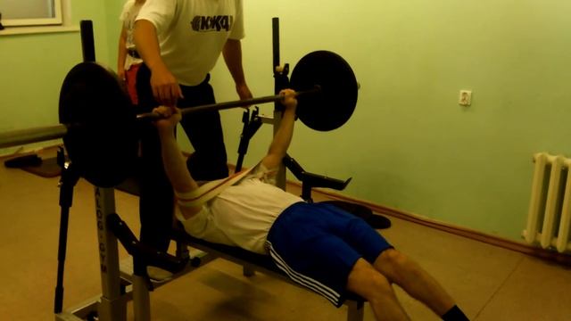Радик Гизитдинов - жим лежа 80 кг смотреть онлайн