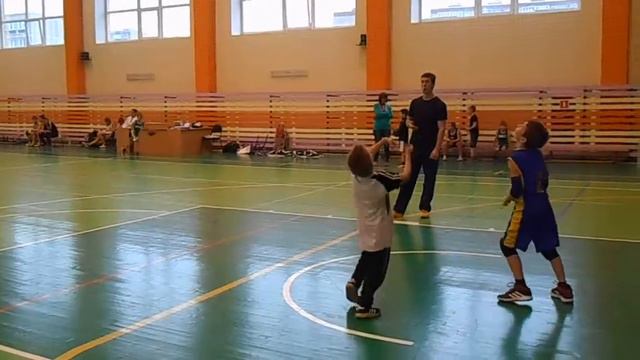 Баскетбол 1х1 - Тимофей Соснин смотреть онлайн