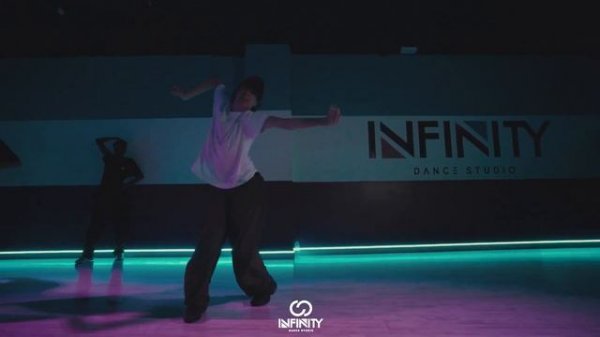 NAT BAT x INFINITY DANCE STUDIO