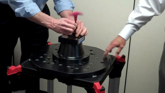 Jergens 5-Axis Vise Quick Change System смотреть онлайн