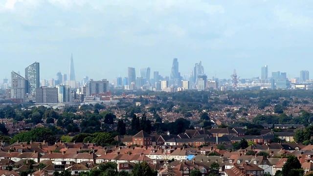 Nikon P520 Zoom London