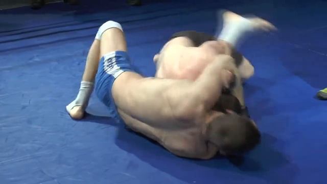 10 ПРОФ.БОЙ ММА МАЛЬЦЕВ VS ФАРСИН смотреть онлайн