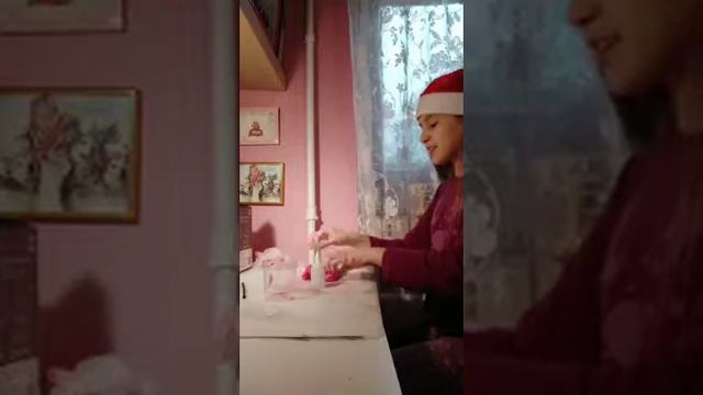 Чисто я по жизни делаю слайм всем советую купить такой набор и извините что без эффектов и музыки смотреть онлайн