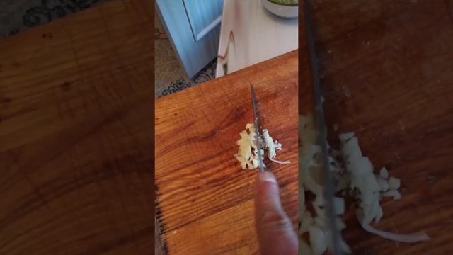 Приготовление аджики из зелёной сухой смеси смотреть онлайн