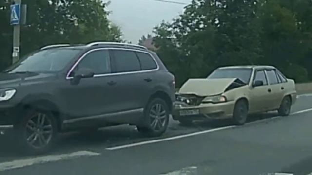 ДТП в Ватутинках смотреть онлайн