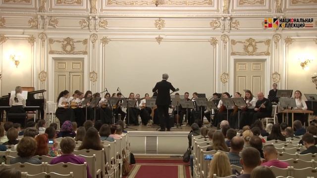 "Время" исп. камерный оркестр народных инструментов "Скоморохи" дирижер Виктор Акулович смотреть онлайн