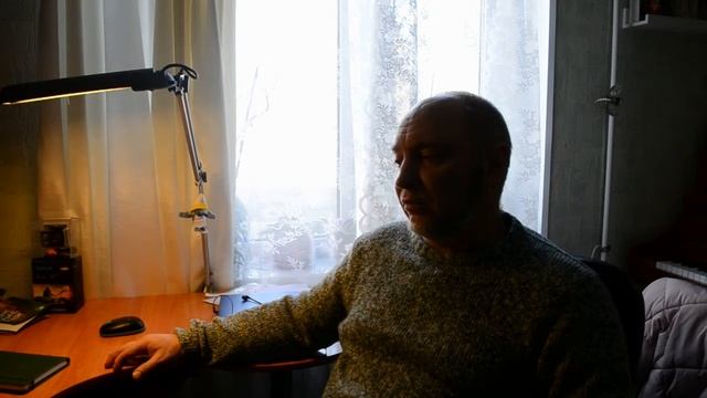 Готовим птицу к забою на мясо./We prepare the bird for slaughter for meat. смотреть онлайн