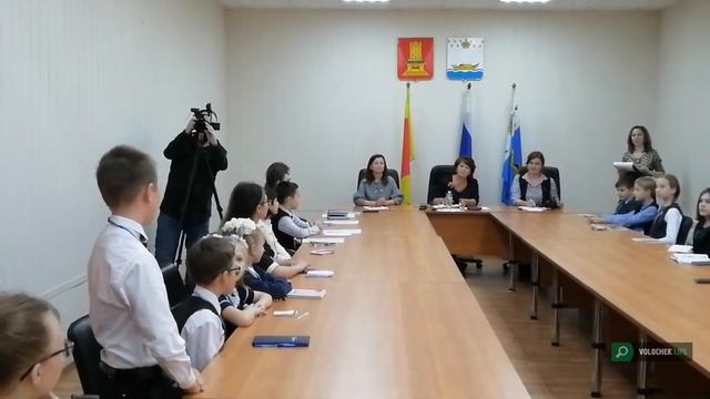 В Вышнем Волочке прошла первая детская пресс-конференция с Главой округа Натальей Рощиной смотреть онлайн