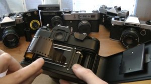 Как вставить и достать плёнку из фотоаппората Зенит ЕТ