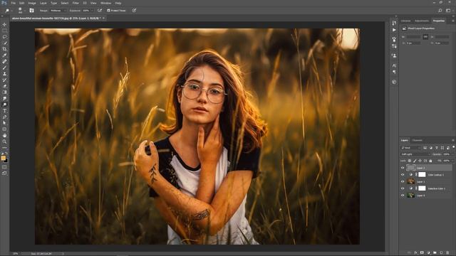 Golden Hour Sunset Light Effect in Photoshop [Outdoor Portrait Edit] смотреть онлайн