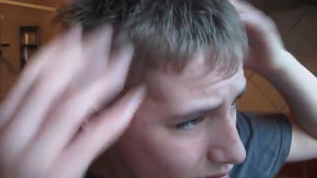 How to do your hair- Mohawk (messy) смотреть онлайн