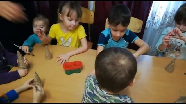 Позитивия 23 12 2018 Ёлочка поделка творческая воспитатель Армине Амбарцумян