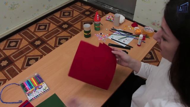 «НОВОГОДНЯЯ ИГРУШКА СВОИМИ РУКАМИ» смотреть онлайн