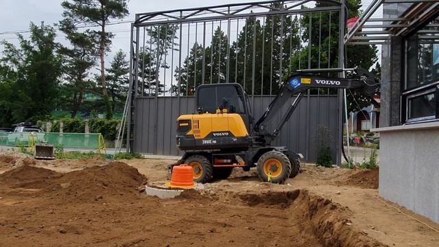 EW 60E PRO(VOLVO) 03급 смотреть онлайн