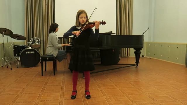 Елена Черняева, 9 лет (2 класс). П.И.Чайковский Старинная французская песня. смотреть онлайн
